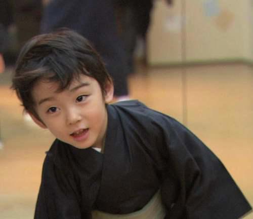 藤间斋 名门望族里的贵公子是怎么长大的