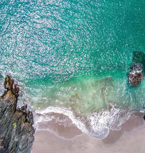 相离莫相忘，且行且珍惜！ 且行且珍惜意思