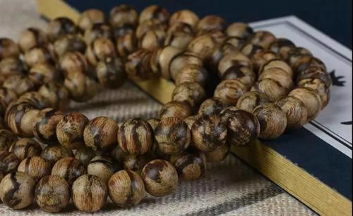 沉香手串保养5个方法 大神的经验分享