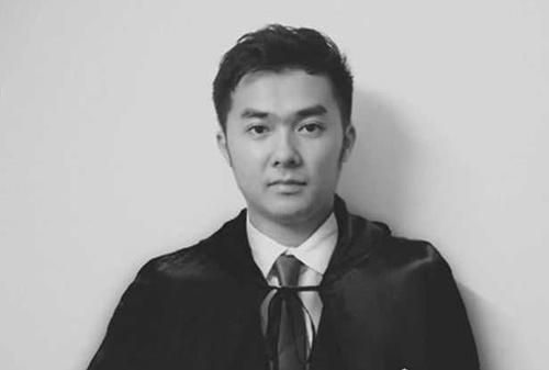 世界最牛黑客 第一个FBI通缉的黑客