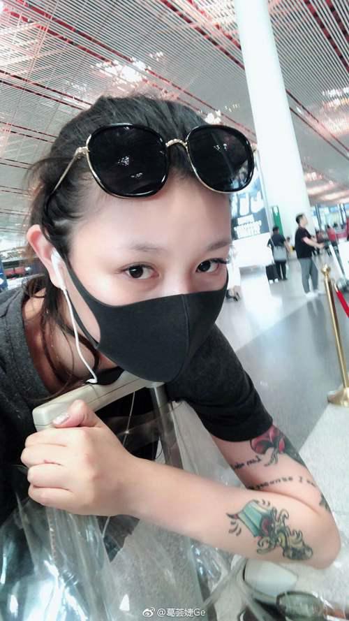 汪峰女儿小苹果近照惊艳众人 首见章子怡便叫妈 亲妈葛荟婕心痛