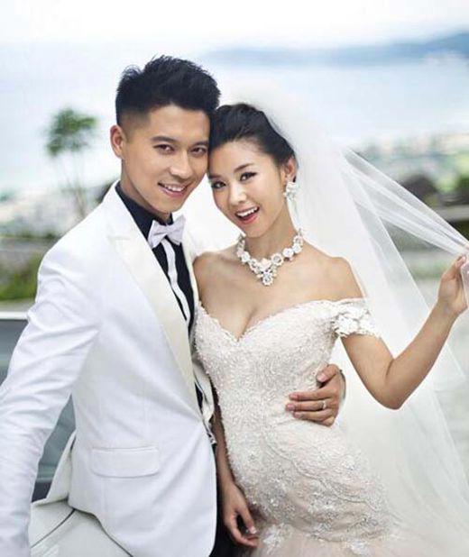 王雷和李小萌的婚纱照曝光