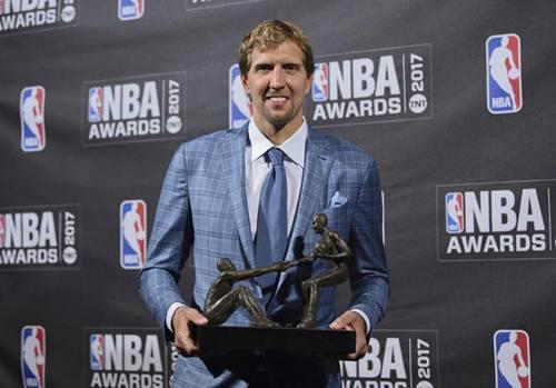 诺维斯基鲜为人知的故事 霍尔格是他的天生贵人 为篮球触类旁通