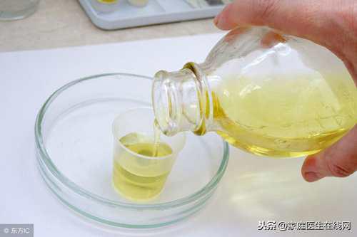 小便很黄是怎么回事