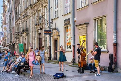 为什么波兰比中国更发达 波兰是发达国家吗