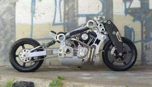 世界上最快的摩托车道奇战斧