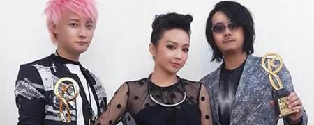 飞儿乐队新主唱lydia是谁