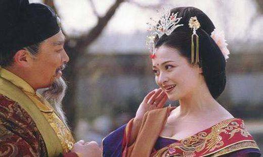 历史上写杨贵妃的诗都有哪些