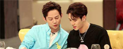 把何炅唱哭的节目