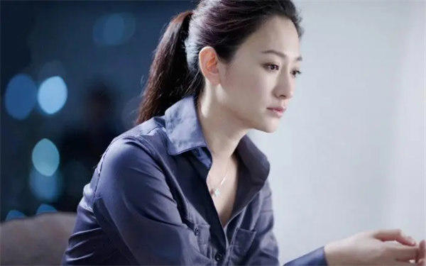 演员李小冉资料介绍(47岁依然美得像公主)