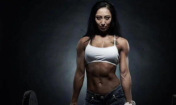 健美冠军女神牟丛简介资料(嫁法国富豪怀孕依然坚持健身)