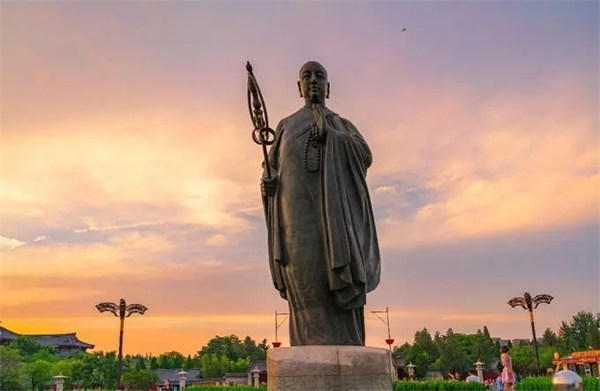 朱士行法号八戒简介资料(据说圆寂后遗体烧不坏)