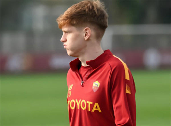 波兰神童马伊赫扎克资料介绍(他的名字会响彻未来足坛)