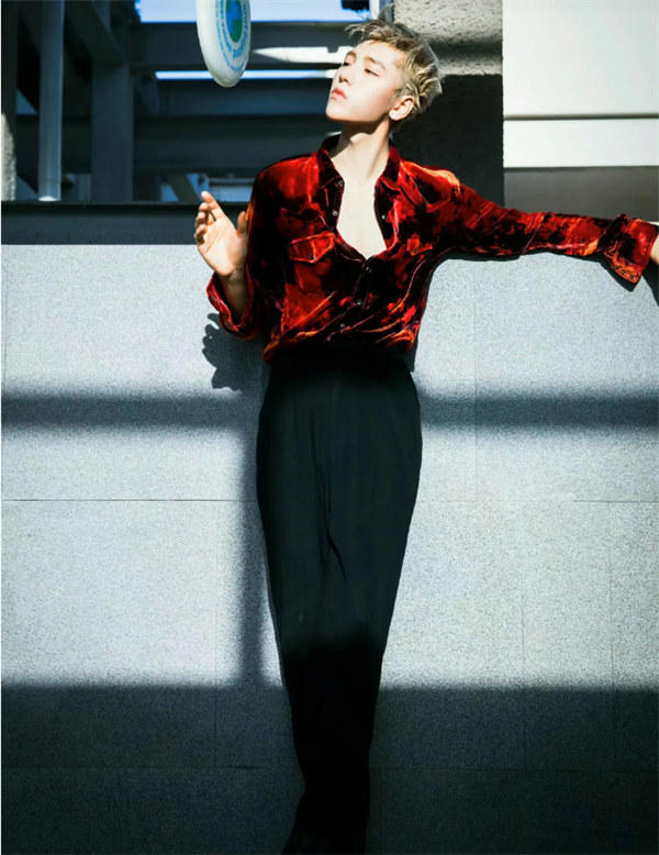 王子异个人资料介绍(那段rap属实太尬了)