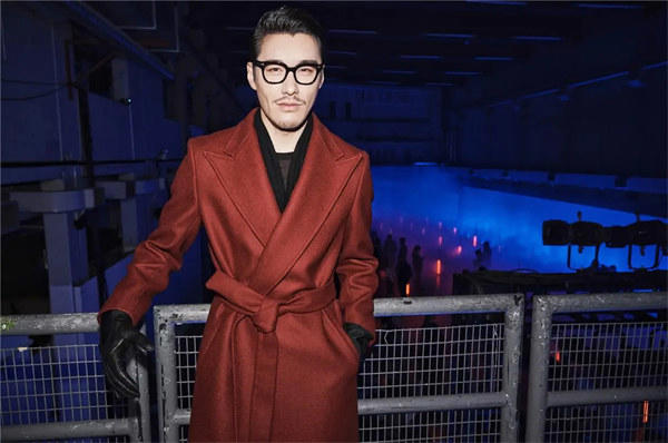 演员胡兵个人资料介绍(51岁不婚不育网友搞不懂)