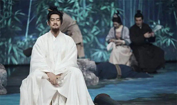 范晔个人简历资料(揭秘南朝大家背后的故事)