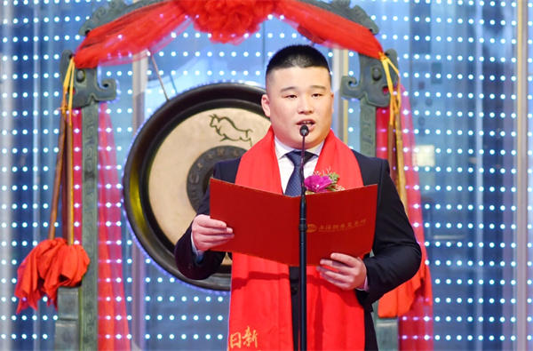 胡鹍辉个人简介介绍(90后首富如今身价95亿元)