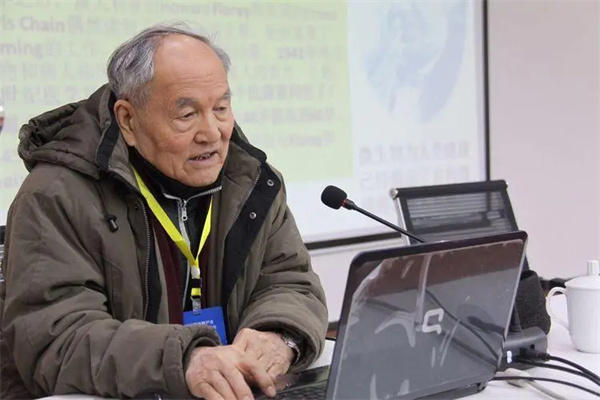 魏江春个人资料简介(把冷门做成绝学的地衣科开创者)