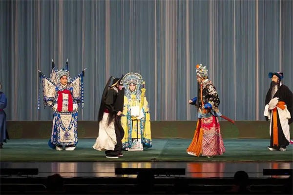 京剧大师耿其昌简介资料及历史地位(也算是一代大师了)