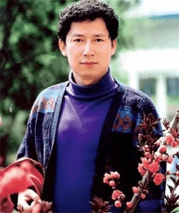 李春平传奇一生人物介绍(又被成为最牛软饭王)