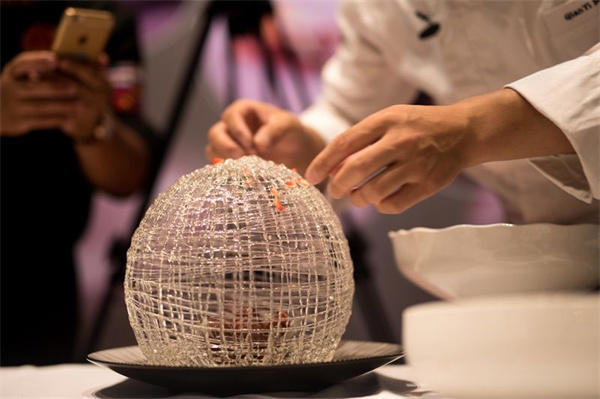 深扒钱以斌个人简介资料(钱以斌的厨师级别是很多人的目标)