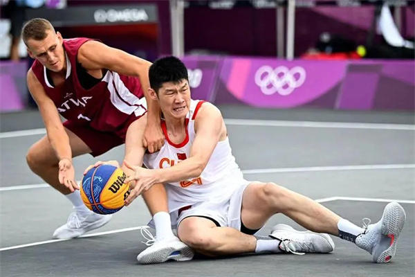 CBA球员MVP胡金秋个人资料介绍(也算得上是人生赢家了吧)