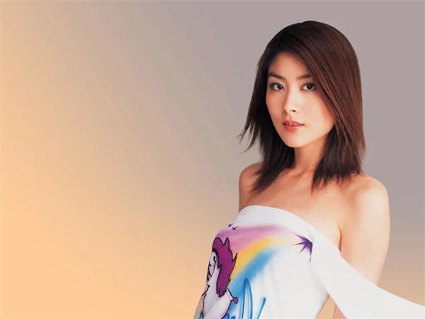 陈慧琳个人资料及图片(出身豪门的正能量明星)