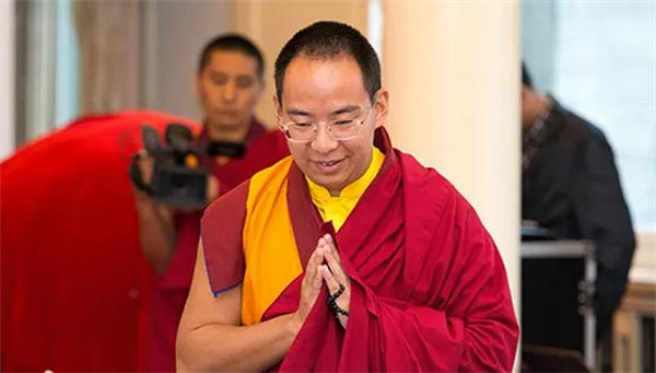 十一世班禅额尔德尼·确吉杰布资料介绍(90后大活佛让人敬佩)