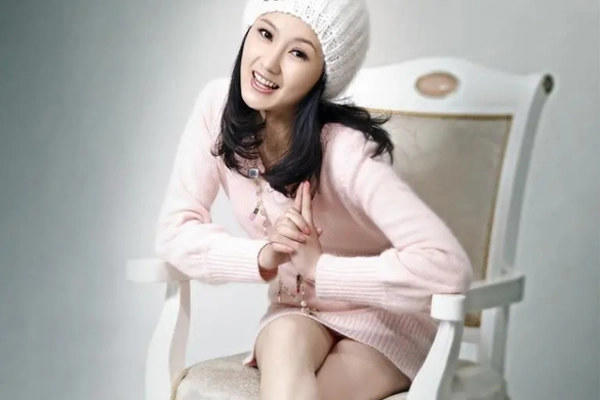 甘薇个人资料简介(甘薇为什么那么痴迷贾跃亭)