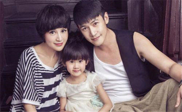 鲍蕾鲍莉姐妹现状差距一目了然(没有对比就没有伤害啊)