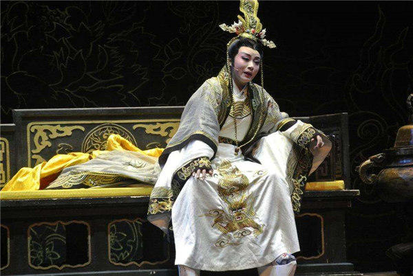 深扒张宇峰个人简历资料(张宇峰为什么不唱戏了)