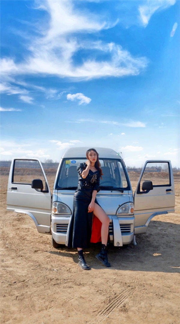 爱踹车门的抖音网红学好姐姐个人资料介绍(网友评价比痞幼好看一百倍)