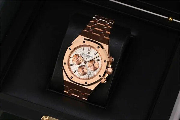 最受中国百姓欢迎的十大名表排名(说实话都不便宜)