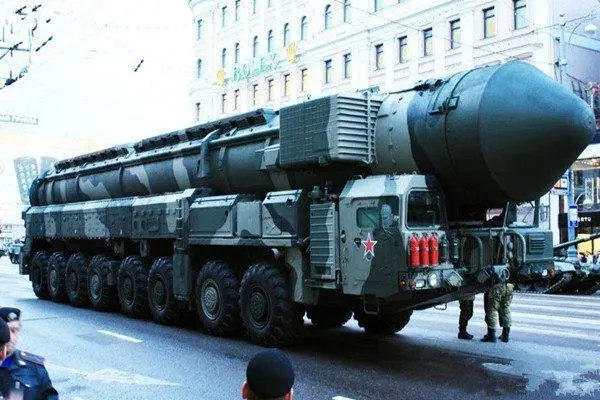 最新全球十大洲际导弹排名(东风-41只能位列第七)