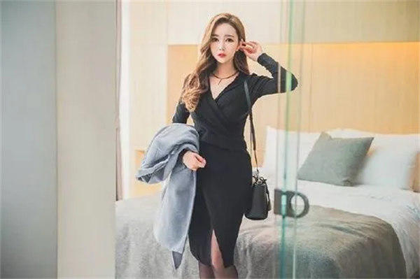 为什么酒店前台接待要穿黑色丝袜(不仅是为了美)