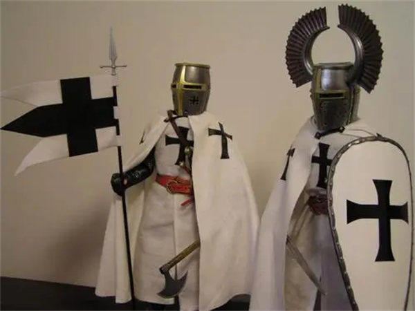 条顿骑士团是怎么灭亡的(很多人好奇被谁灭的)