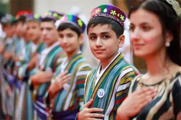 为什么塔吉克斯坦被叫寡妇国(470万女人80万寡妇)