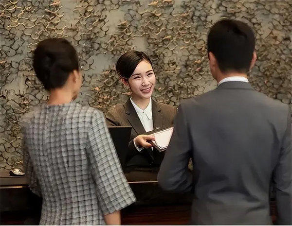 曝光情人节开房宾馆爆满现象(是夫妻的并不多)