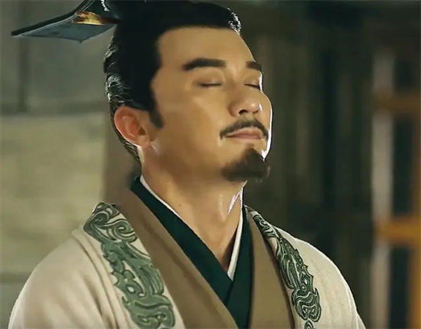 曹丕为何只活了39岁(仅仅是因为贪恋美色吗)