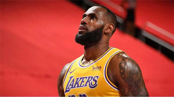 2022年NBA球员年度总收入排名公布(有的人球打得不怎样钱没少赚)