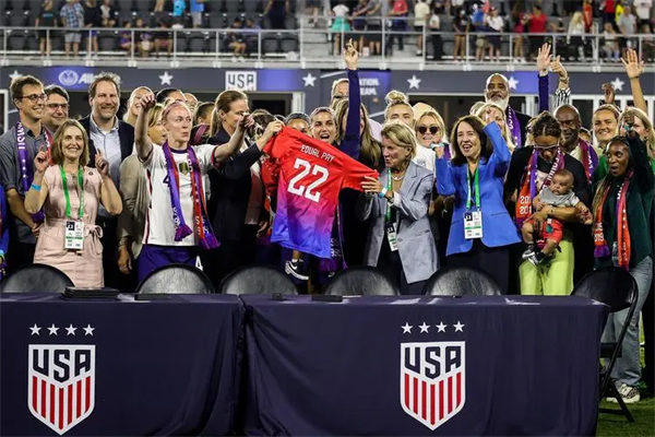 美国女足天使城球队介绍(网友好奇能颠覆传统女足吗)