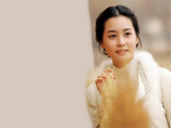 韩国艺人地位和工资都很低是真的吗(据说韩国艺人死亡率还很高)