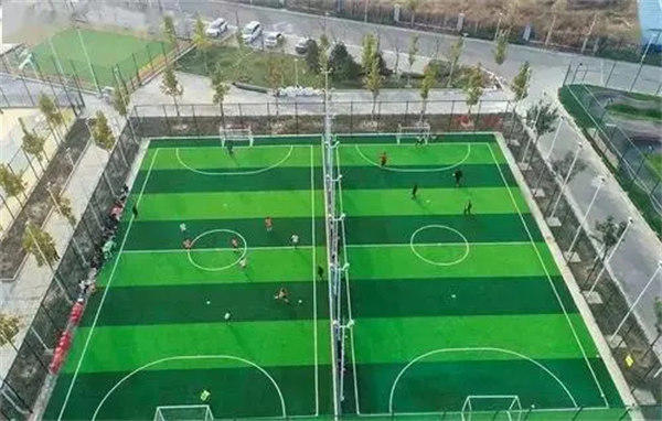 足球场地介绍及规则(看完秒懂不再是球盲)