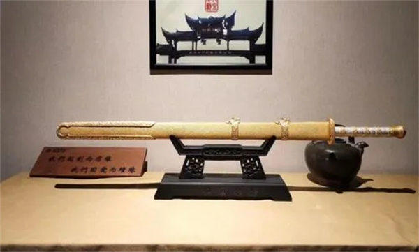 尚方宝剑是什么意思真那么厉害吗(据说可以随便斩奸臣)