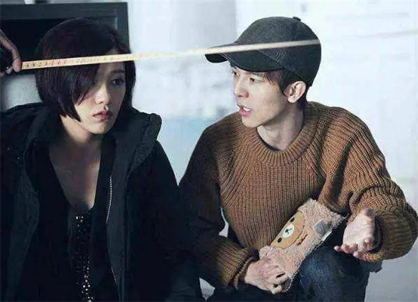 郭敬明为什么被全网封杀(有人说他拿粉丝当狗)