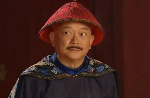 和珅贪了8亿两银子是什么概念(换成现在的价值接近于首富)