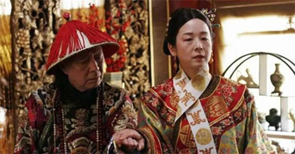 李莲英在慈禧死后过的怎么样(这三年的苦只有他自己知道)