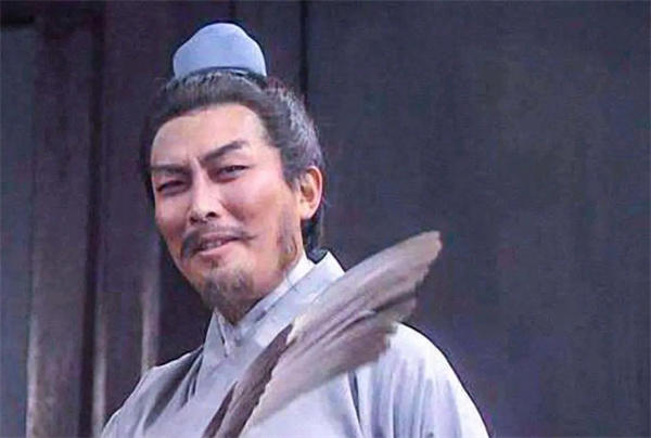 三国郭奉孝和诸葛亮谁厉害(很多人把郭奉孝抬得太高了)