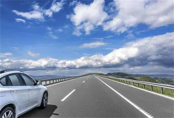 揭秘高速开车不能开内循坏的原因(很多司机并不知道)