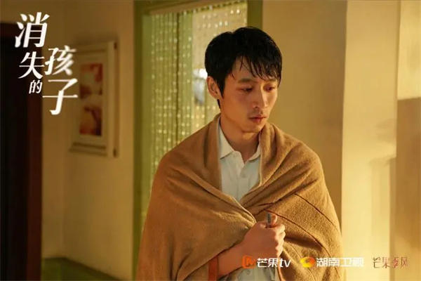 《消失的孩子》扎心真相(都是和父母关系的问题)